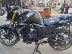 YAMAHA FZS FI V2